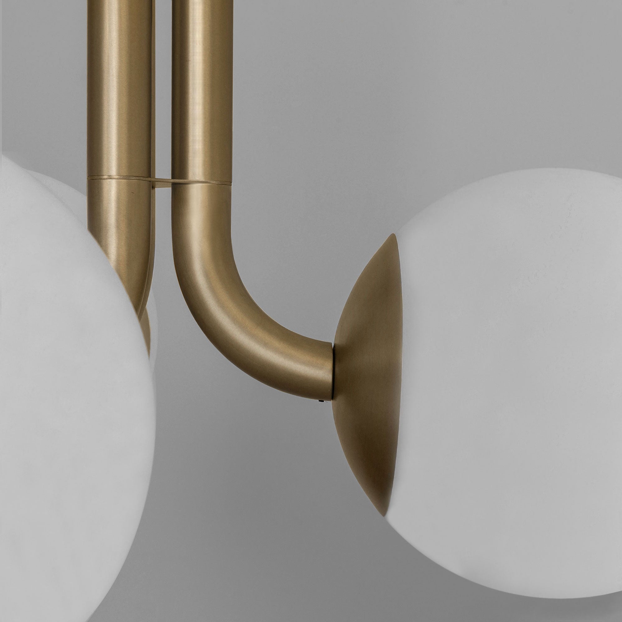 Schwung Tubular 500 Burnished Brass Chandelier